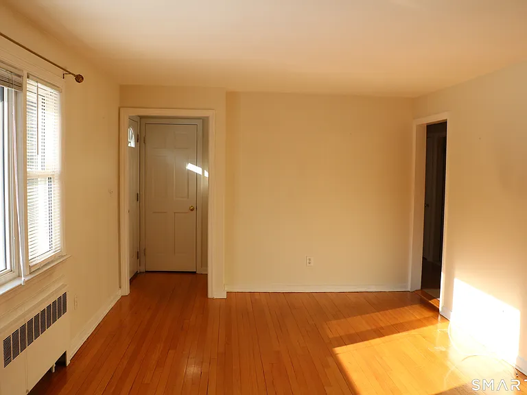 69 Rentell Rd — Photo 8