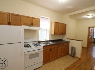 24 Sutton St APT 1R, Brooklyn, NY 11222