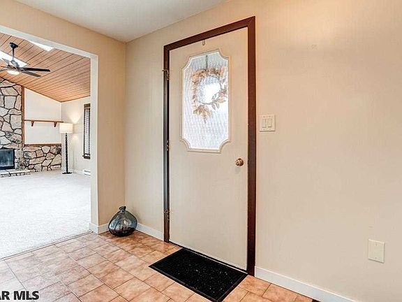 4th image of 100 Berwick Dr
