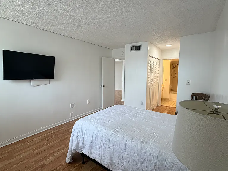 6272 NW 186th St #311 — Photo 17