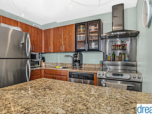 5th image of 1355 N Sandburg Ter APT 1801