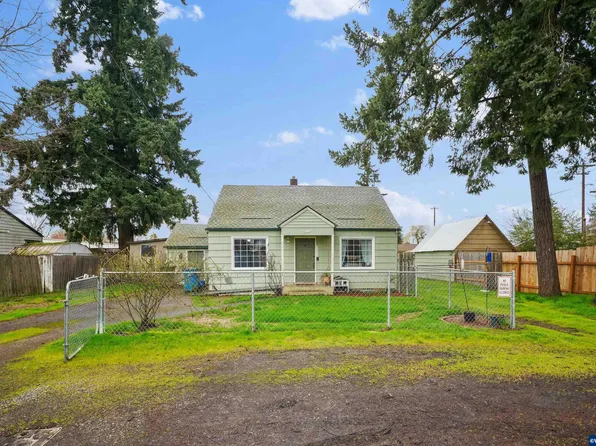 2932 Fredrick St NE, Salem, OR 97301