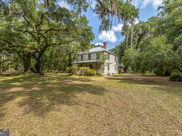 6784 Browntown Rd, Waynesville, GA 31566