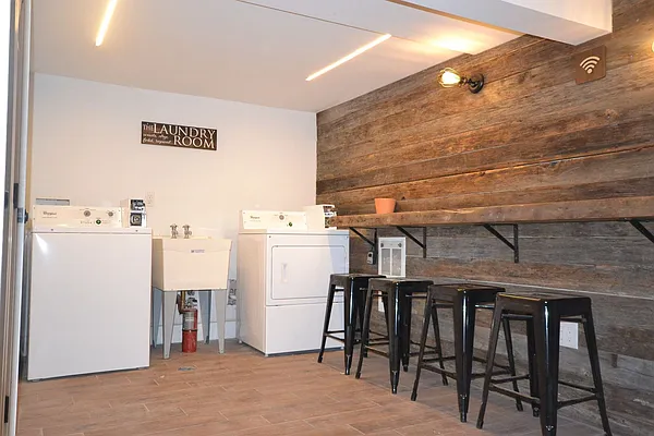 Rented by Bold New York | media 15