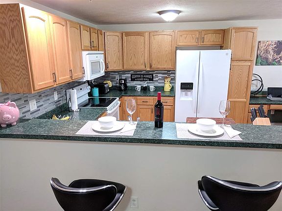 5th image of 12 Eastwood Way #12