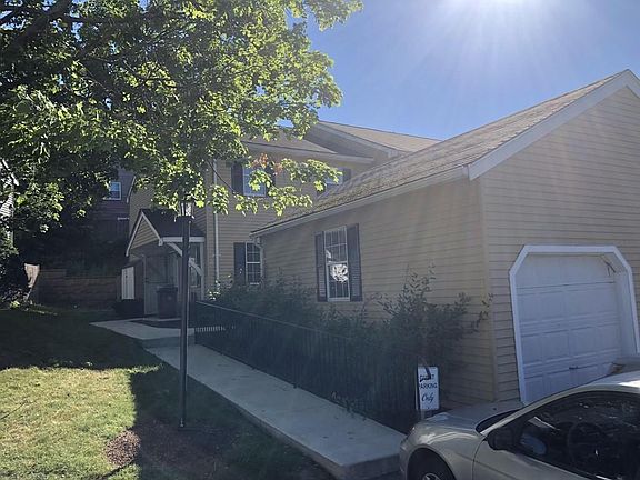 2nd image of 71 Cynthia Ln #71