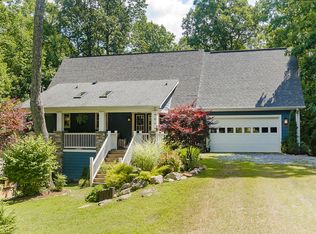 218 S Alta Vista Dr, Saluda, NC 28773