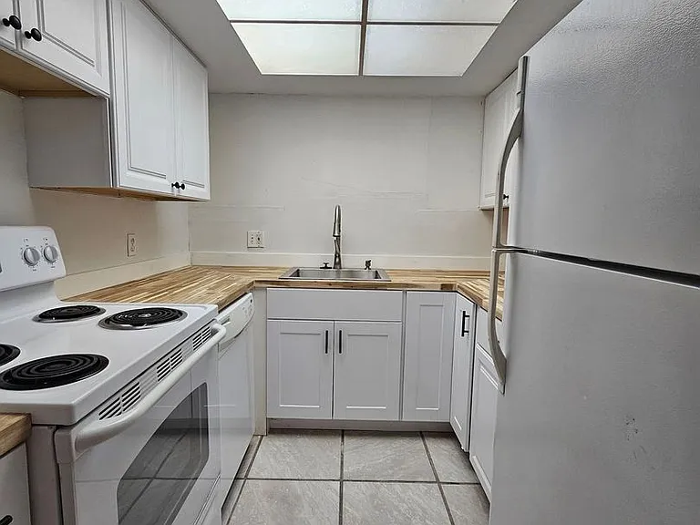7601 Paula Dr #3 — Photo 1