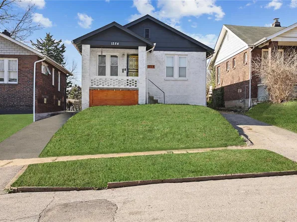 1254 Gimblin St, Saint Louis, MO 63147