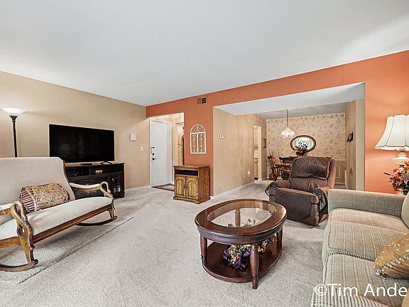 5th image of 2759 Leonard St NW APT C3