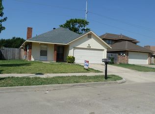 2417 Shalimar Dr, Garland, TX 75040