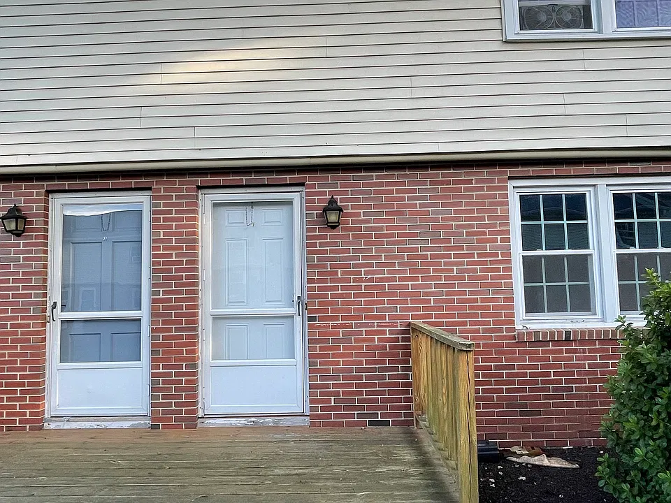 10 Carolina Dr #28