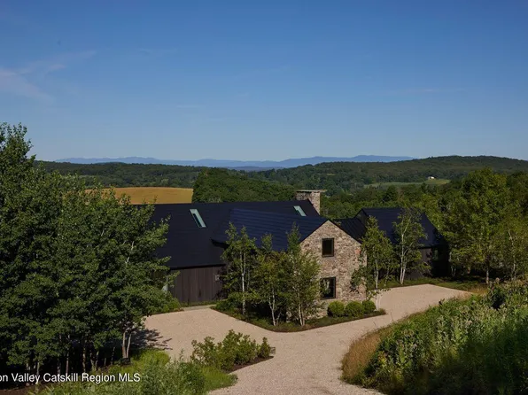25 Winchell Trail, Pine Plains, NY 12567