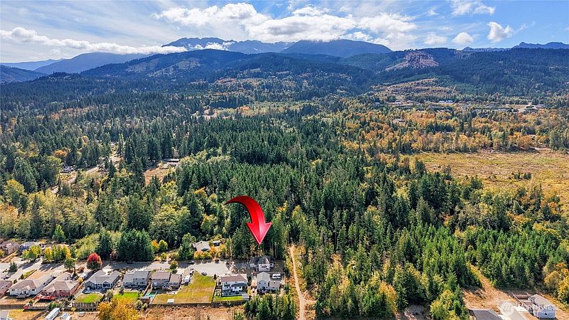 3rd image of 111 Juniper Lane