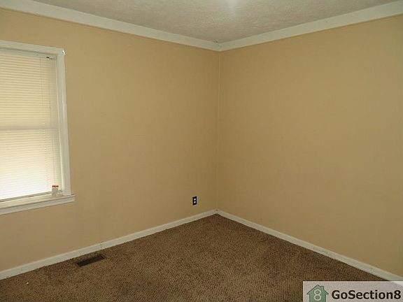 5th image of 28311 Hillview St