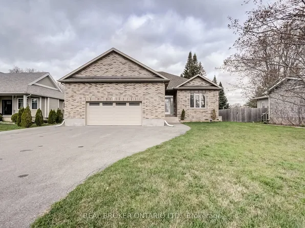 6237 Perth St, Ottawa, ON K0A 2Z0