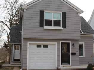 112 E Harrison St, Maumee, OH 43537
