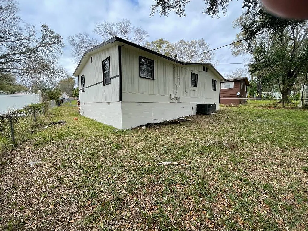 4 bed, 1500 sqft, $2,300 — Photo 4