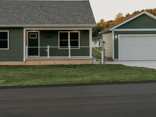 261 Aspen Hill Dr, Shelby, MI 49455