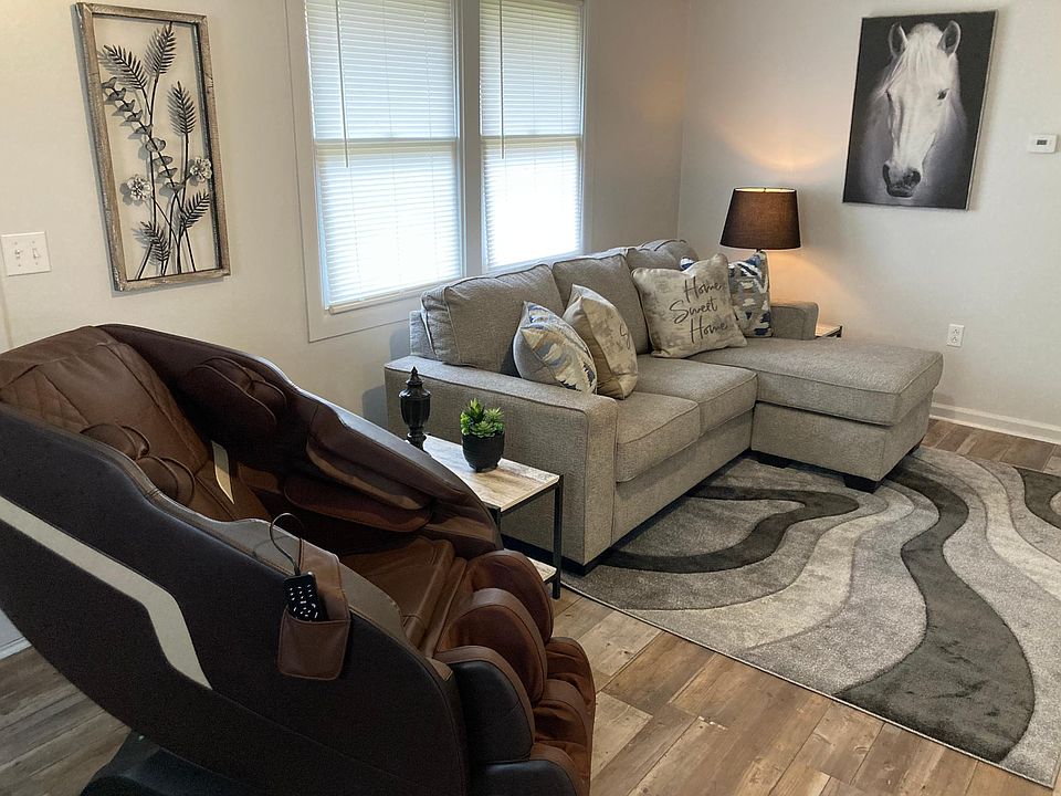 1st image of 403 N Maysville St #403