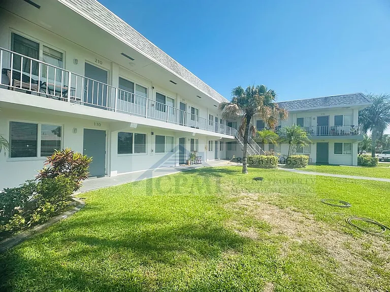 1200 S Broadway Lantana, FL 33462 — Photo 12