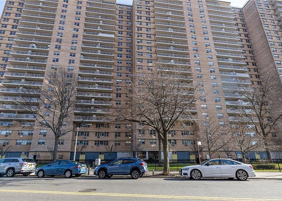 1st image of 2925 W 5th St APT 8G