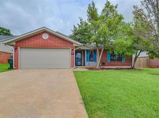 2817 Creekview Ter, Norman, OK 73071
