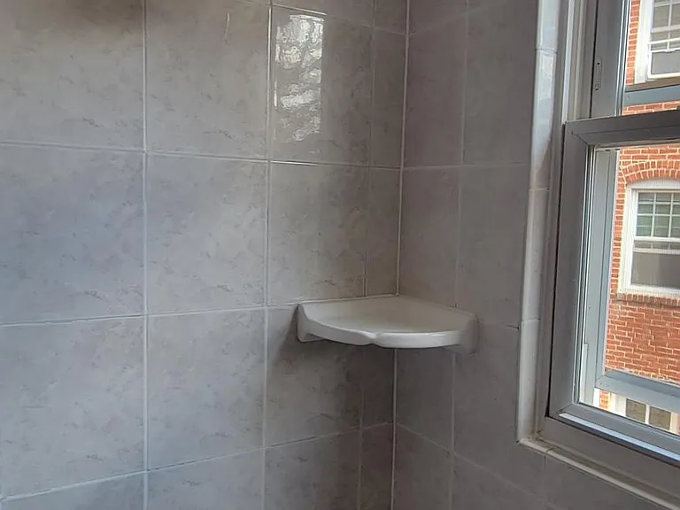 814 Greenwood Cir #2 — Photo 8