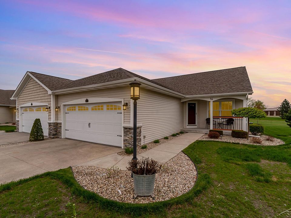 1st image of 14 Tuscany Cir