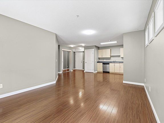 5th image of 1481 Glenmore Rd N Unit 208D