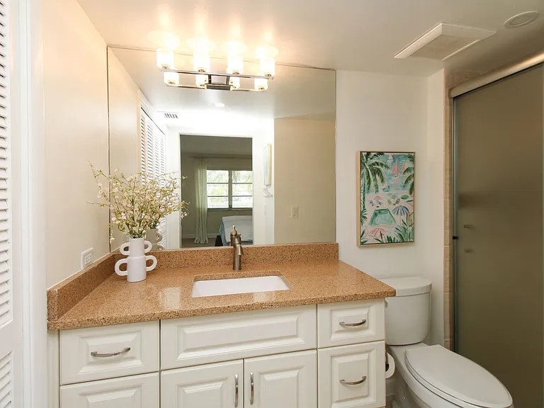1686 Blue Point Ave #B7 — Photo 42