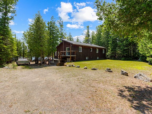 2nd image of 29 Hope Dr