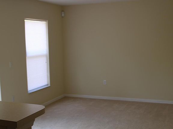 4th image of 1502 Eloise Ct