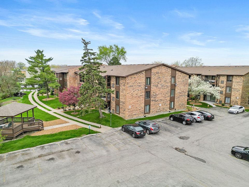 1st image of 7501 175th St APT 21