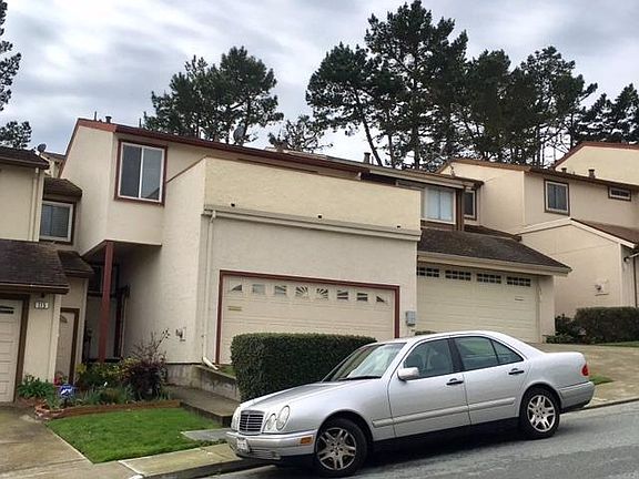 2nd image of 131 Saint Marks Ct