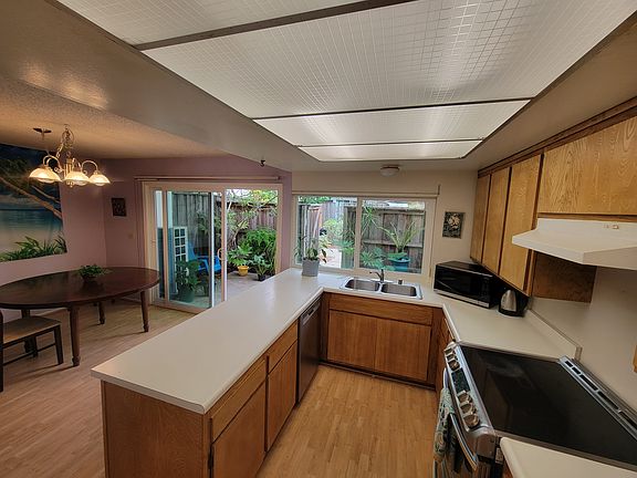 4th image of 371 Cannon Green Dr APT F