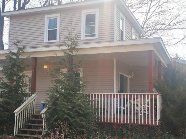 312 Washington St, Nashville, MI 49073