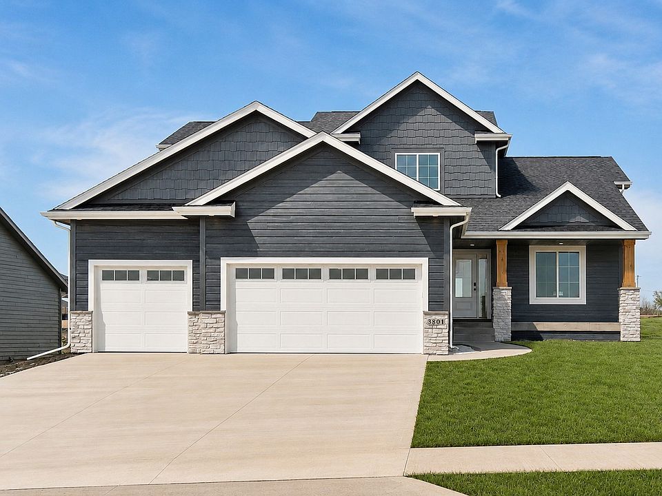 1st image of 3801 SE 30th St