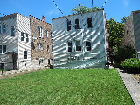 3rd image of 8834 S Saginaw Ave