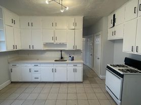 303 Hobson St