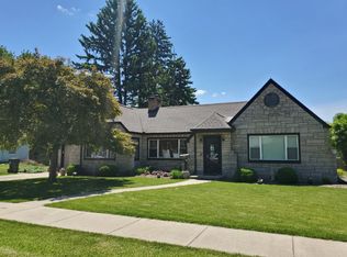 711 W 12th St, Sterling, IL 61081