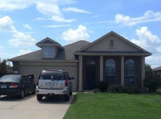 935 Whitewing Ln, College Station, TX 77845