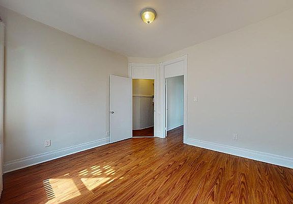 4th image of 642 E 14th St APT 19