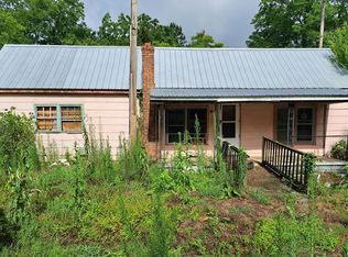 212 Grace Ave, Fitzgerald, GA 31750