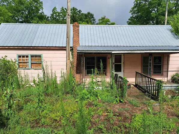 212 Grace Ave, Fitzgerald, GA 31750