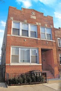 3061 35th St, Long Island City, NY, 11103