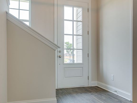4th image of 2536 Elmcroft Ave Lot 80