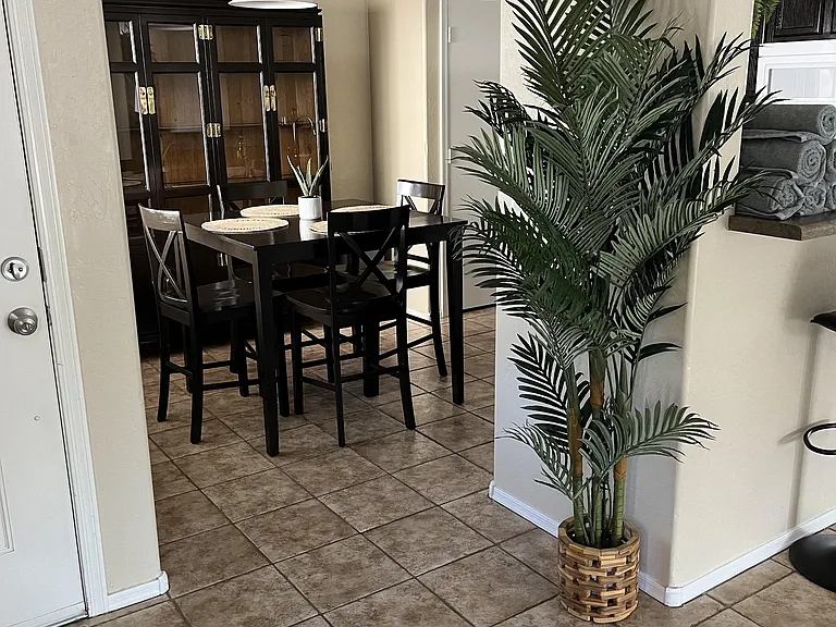 Kitchen table