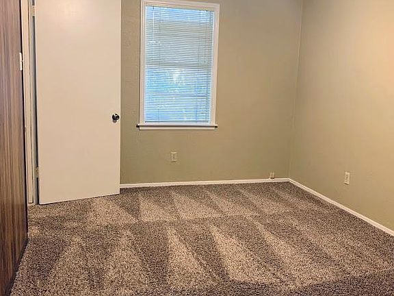 4th image of 1213 King Arthur Cir
