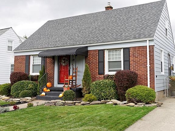 5th image of 79 Kenview Ave